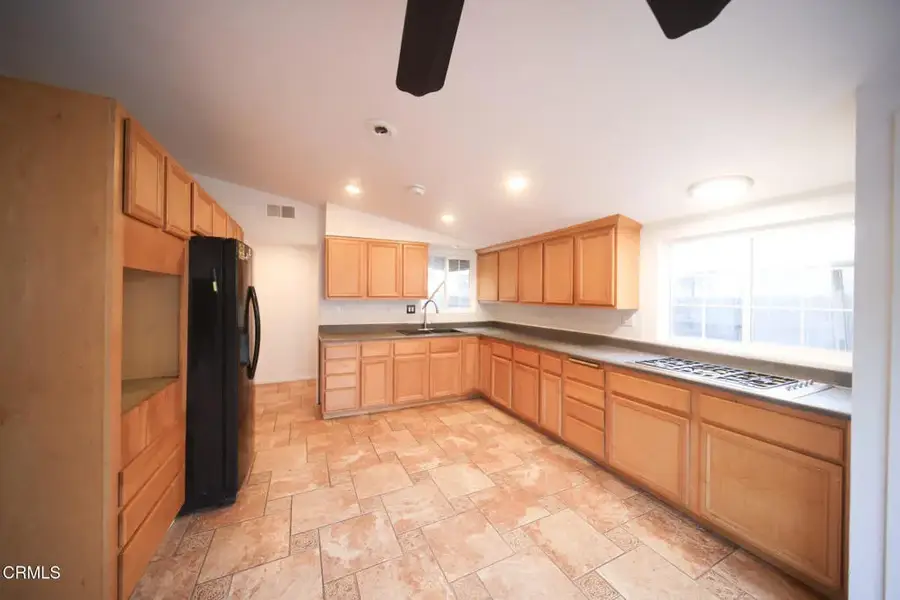 628 Paige Lane, Thousand Oaks, CA 91360 - Image #3