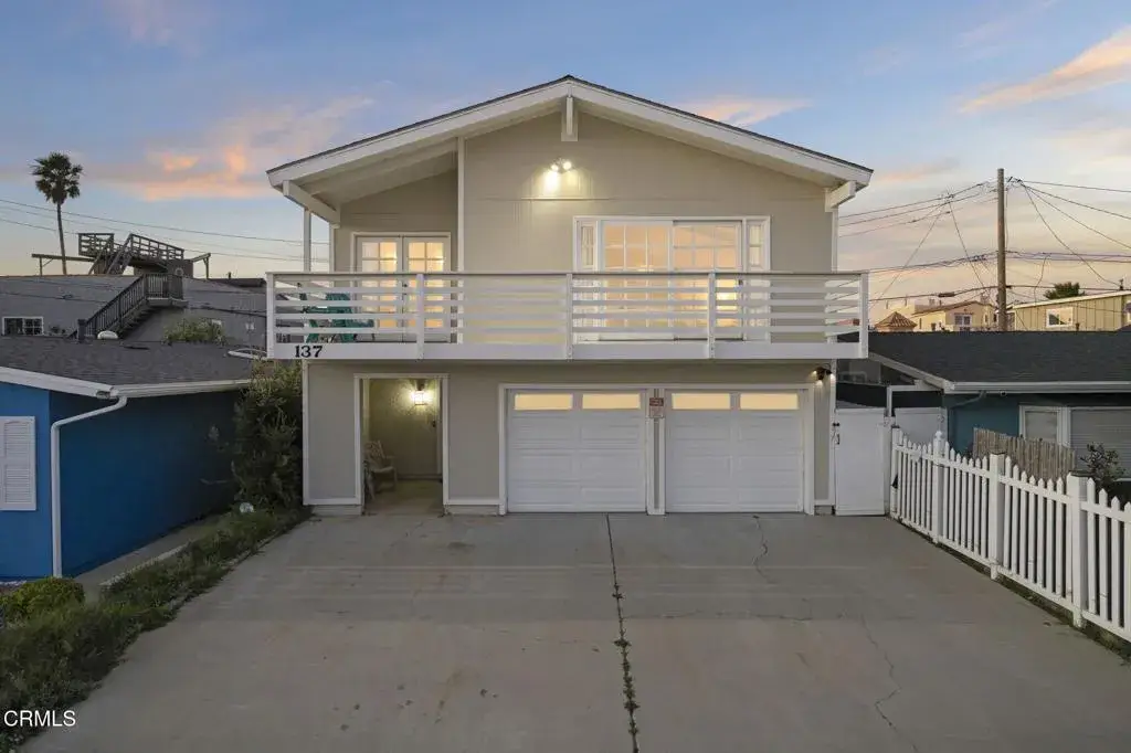 137 Santa Monica Avenue, Oxnard, CA 93035 - Image #1