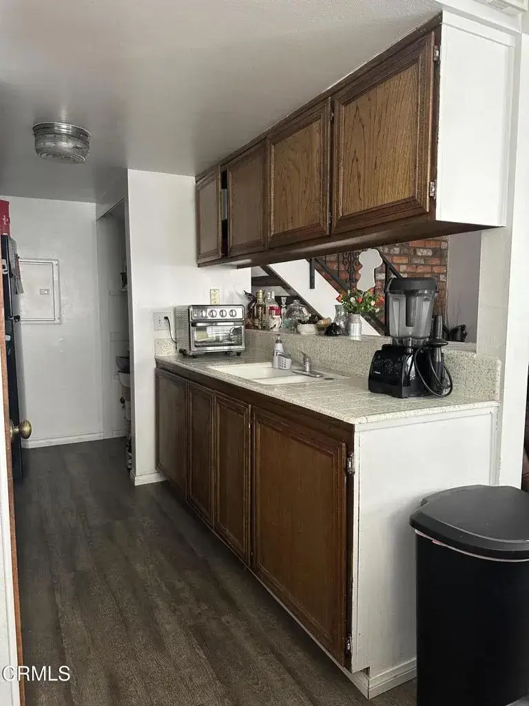 732 W Hemlock Street, Port Hueneme, CA 93041 - #3