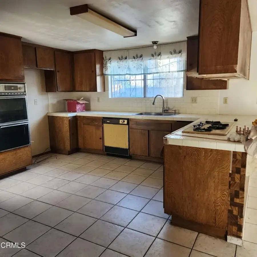 4710 Clover Drive, Oxnard, CA 93033 - #2