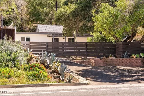 1176 N Ventura Avenue, Oak View, CA 93022