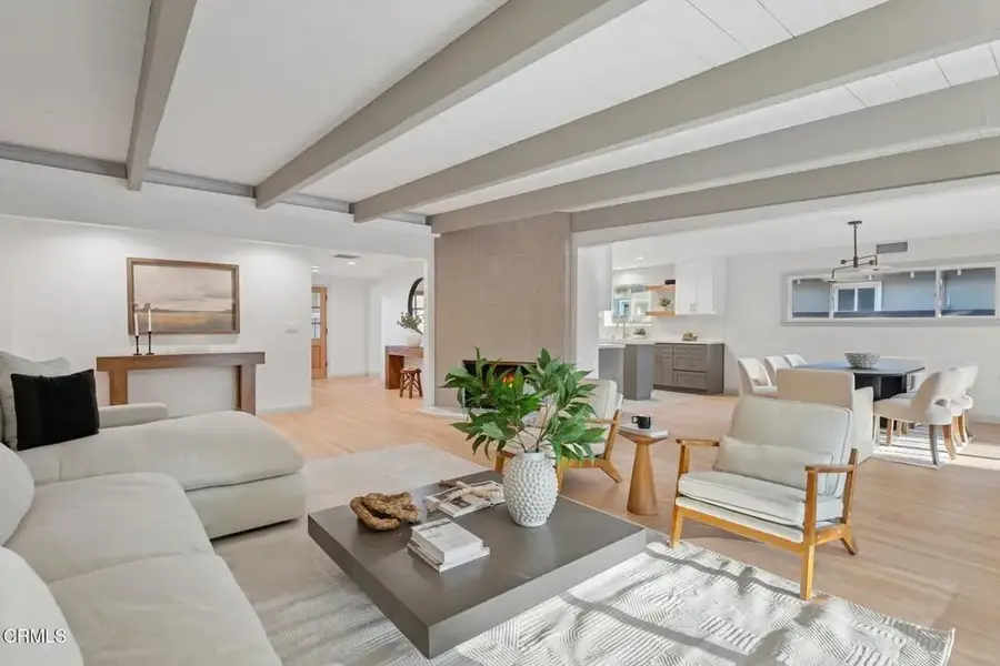 6043 Mary Ellen Avenue, Valley Glen, CA 91401 - #2