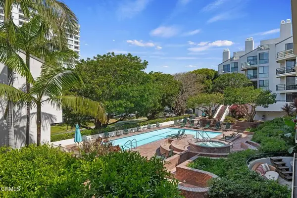 2920 Neilson Way #304, Santa Monica, CA 90405