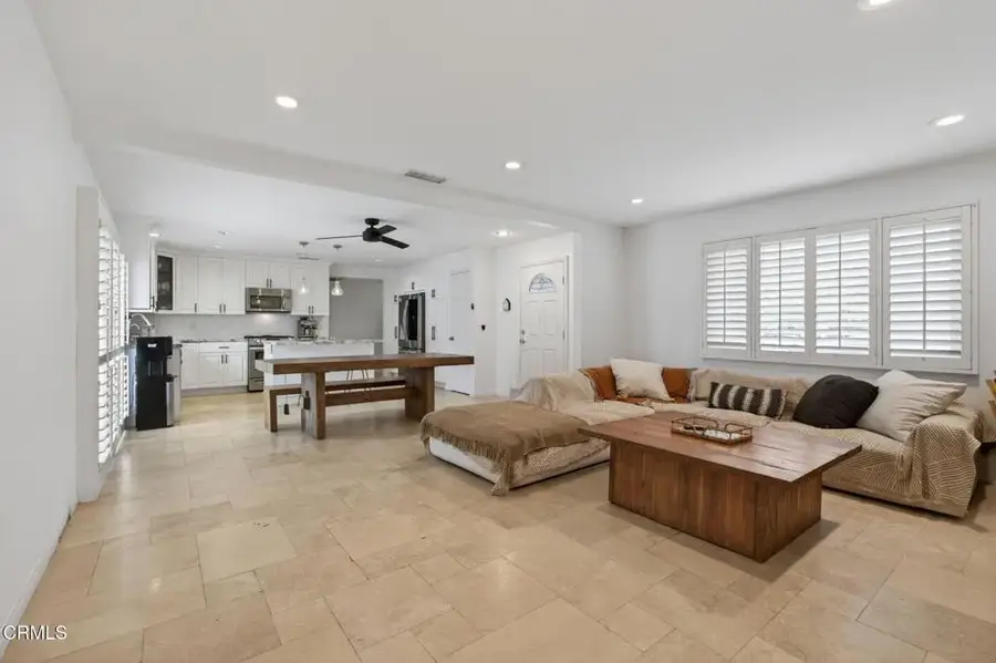 330 Garfield Rondo, San Buenaventura Ventura, CA 93003 - #3