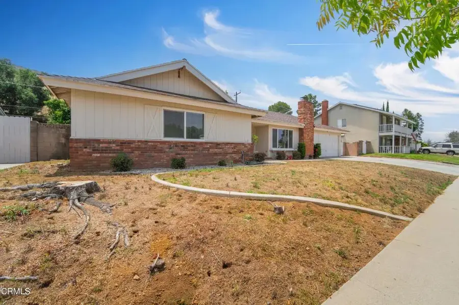 252 W Columbia Road, Thousand Oaks, CA 91360 - #3