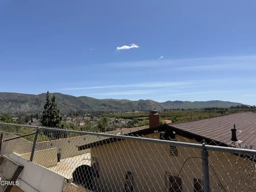 557 Munger Drive, Santa Paula, CA 93060 - #2