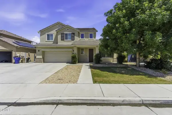 5018 Gleaming Gem Way, Bakersfield, CA 93313