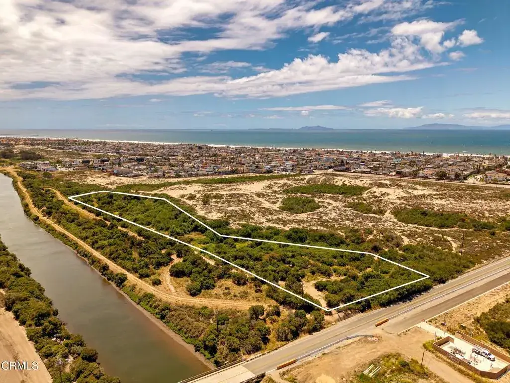 4901 W 5th, Oxnard, CA 93035 - #1