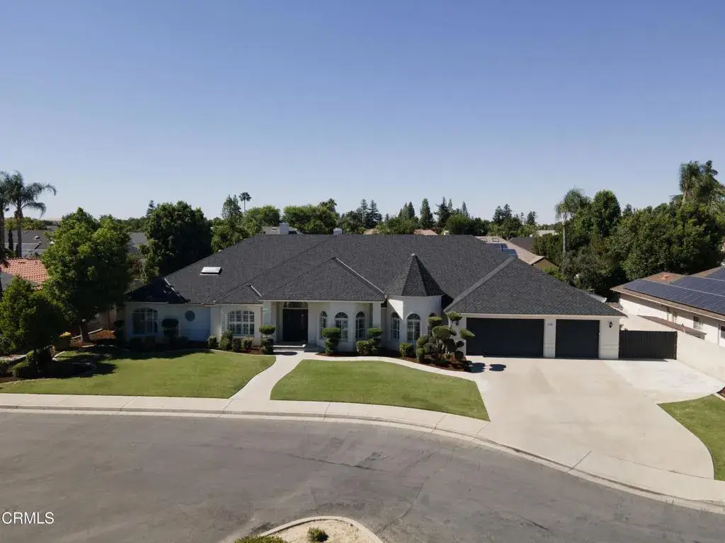 9100 Saint Cloud Lane, Bakersfield, CA 93311 - #1