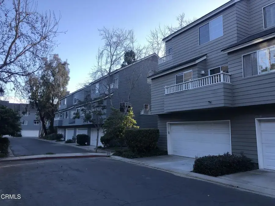 1044 Gilbert Lane, San Buenaventura Ventura, CA 93003 - #3