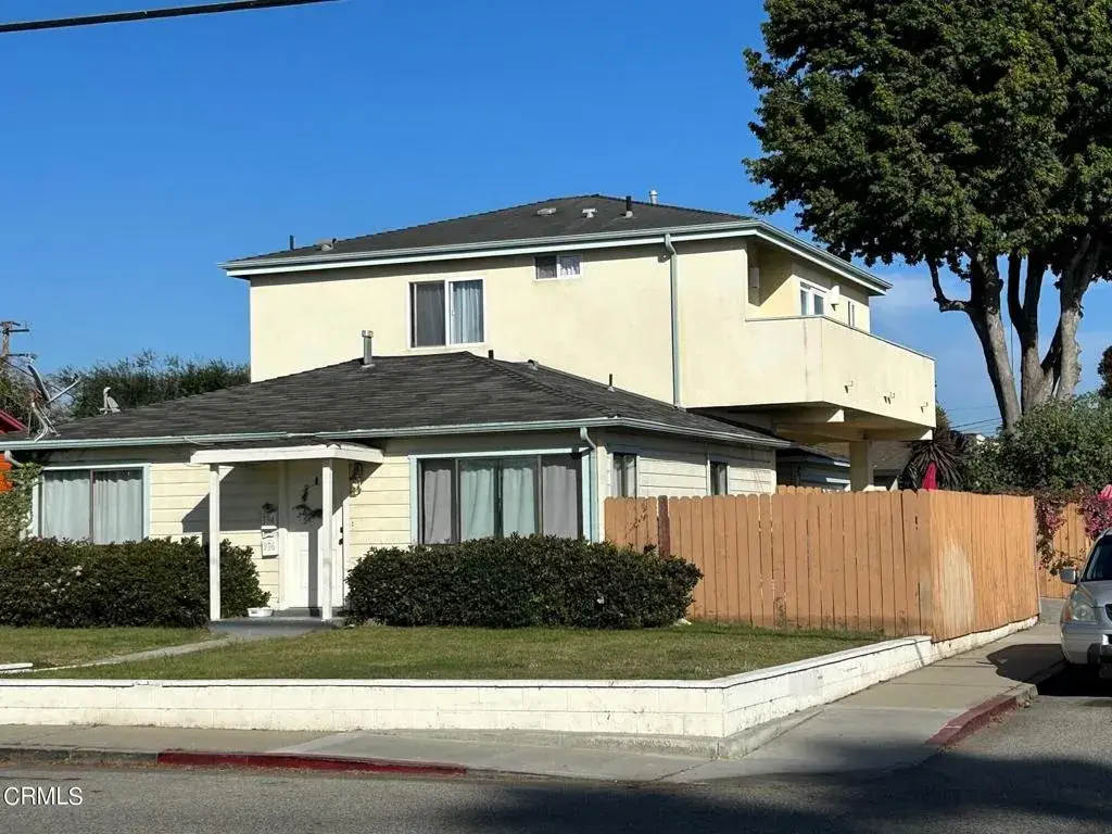 394-396 Hurst Avenue, San Buenaventura Ventura, CA 93001 - #1