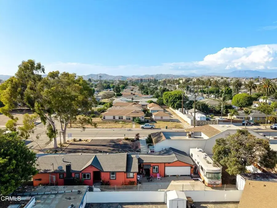 2422 Alameda Avenue, San Buenaventura Ventura, CA 93003 - #2