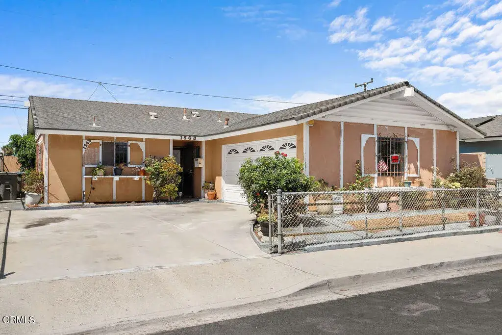 1563 E Second Street, Oxnard, CA 93030 - #1