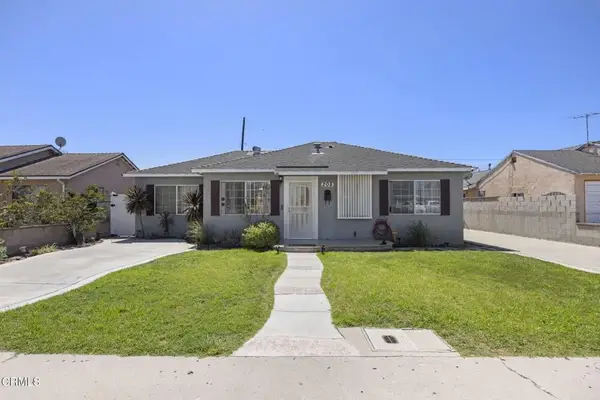 208 Lark Street, Oxnard, CA 93033