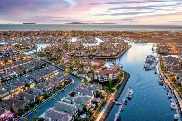 1808 Emerald Isle Way, Oxnard, CA 93035