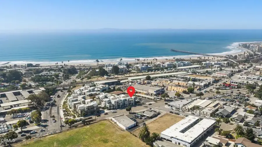 1230 E Thompson Boulevard #101, San Buenaventura Ventura, CA 93001 - #2