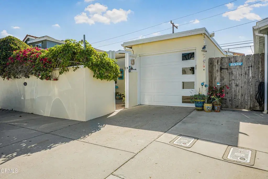 328 Santa Monica Drive, Oxnard, CA 93035 - #1