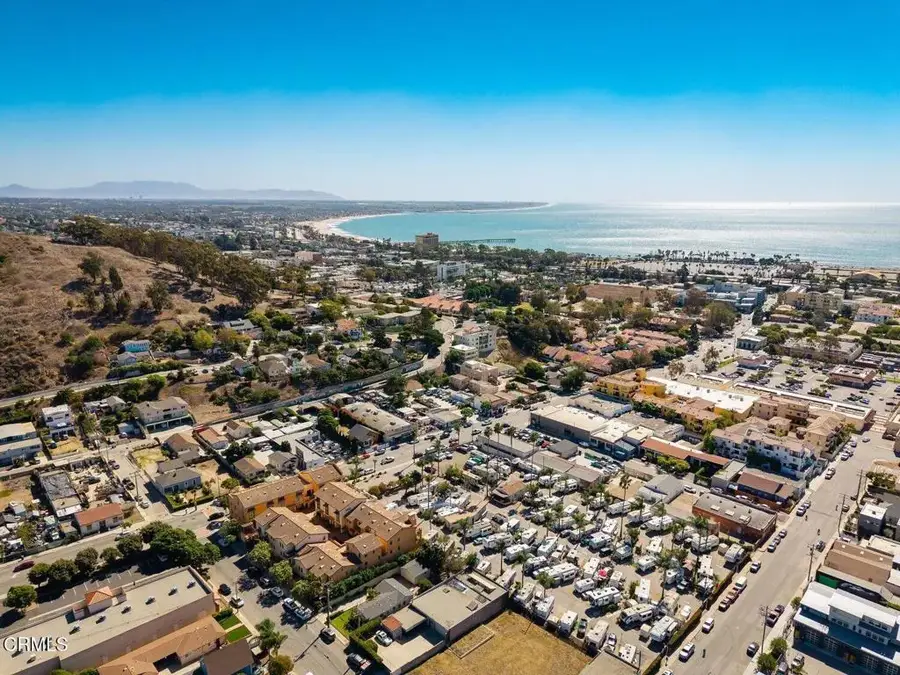 285 N Ventura #14, San Buenaventura Ventura, CA 93001 - #2