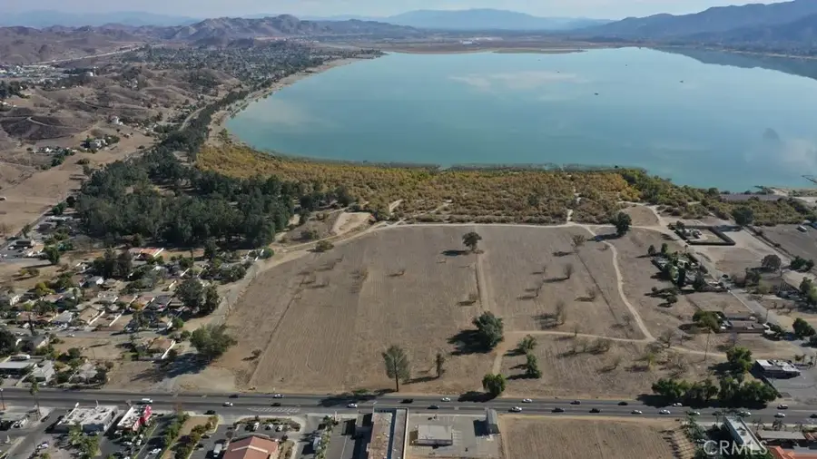 31360 Riverside Dr., Lake Elsinore, CA 92532 - Image #2