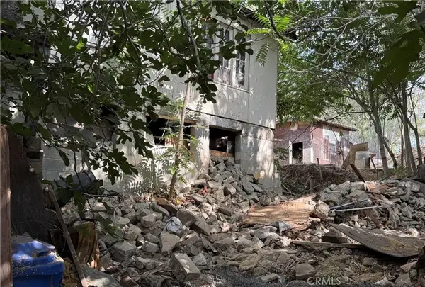 1024 N Gage Avenue, Los Angeles, CA 90063