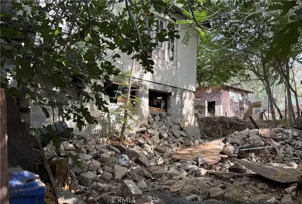 1024 N Gage, Los Angeles, CA 90063