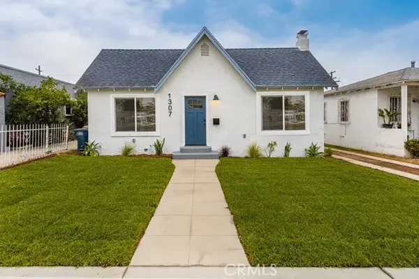 1307 W 104th, Los Angeles, CA 90044