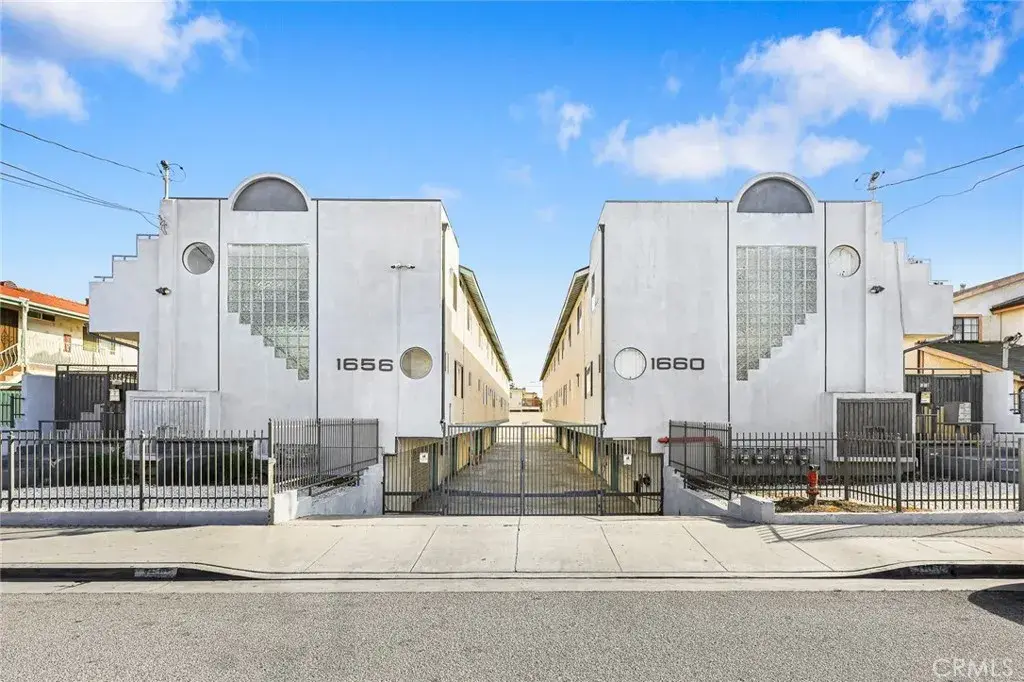 1660 W 146th Street #2, Gardena, CA 90247 - Image #1