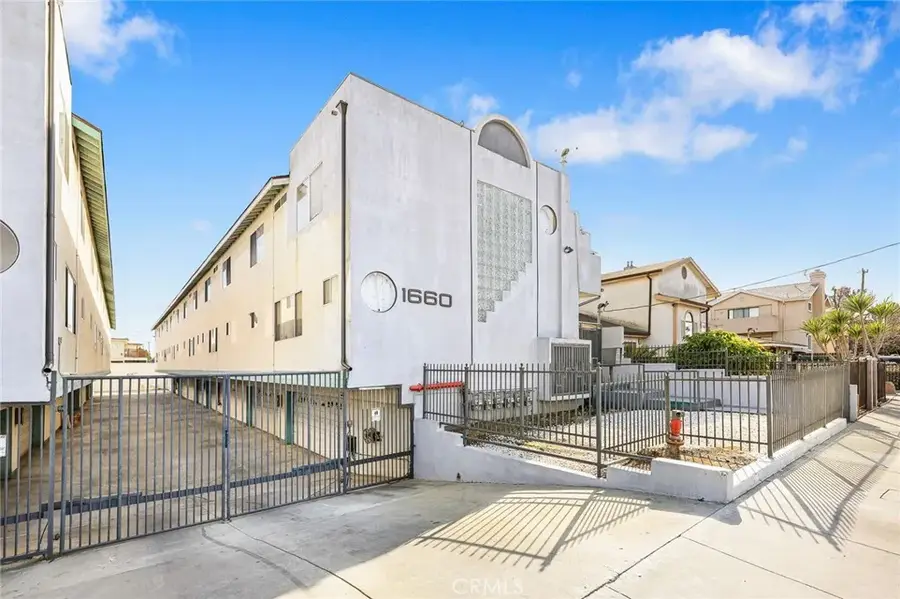 1660 W 146th Street #2, Gardena, CA 90247 - Image #2