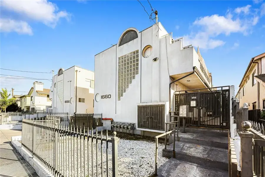 1660 W 146th Street #2, Gardena, CA 90247 - Image #3