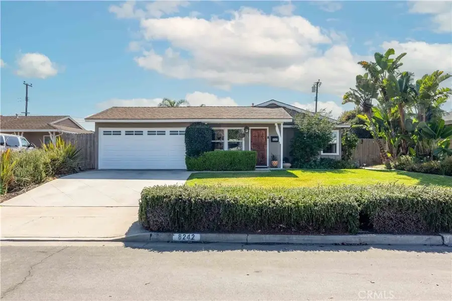 8242 Grant Drive, Huntington Beach, CA 92646 - Image #2