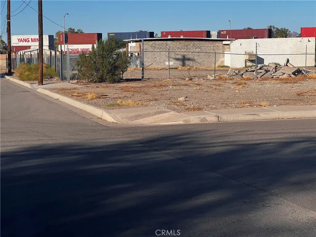 521 Quivera, Needles, CA 92363 - #1