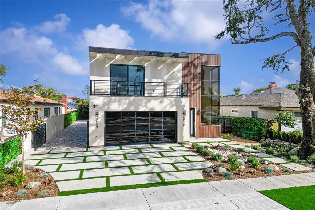 3932 S Minerva Avenue, Los Angeles, CA 90066 - Image #1