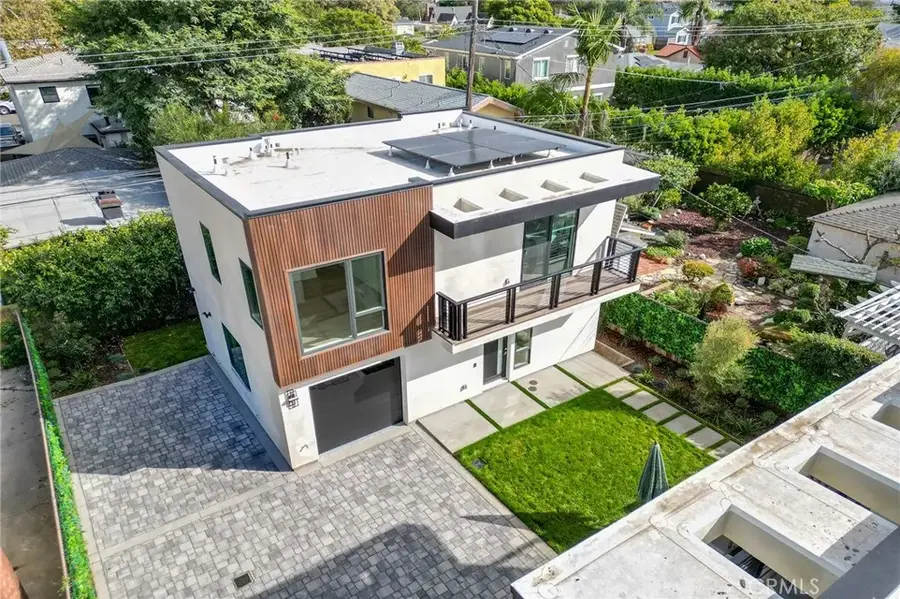 3932 S Minerva Avenue, Los Angeles, CA 90066 - Image #2