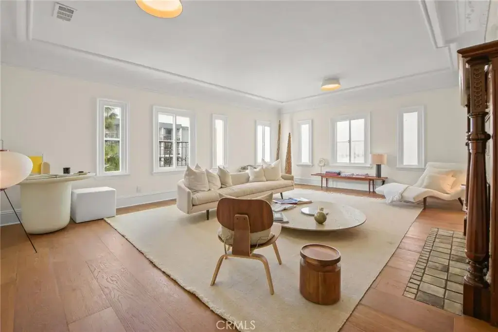 320 S Kingsley, Los Angeles, CA 90020 - Image #1