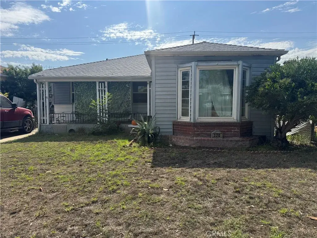 320 W Hillsdale Avenue, Inglewood, CA 90302 - #1