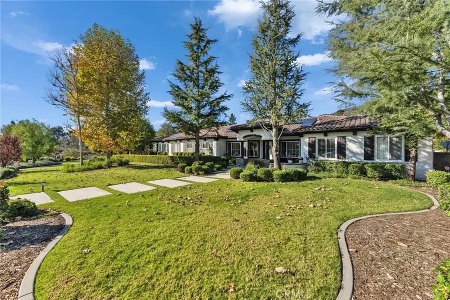 949 Moody Place, Claremont, CA 91711 - Image #2