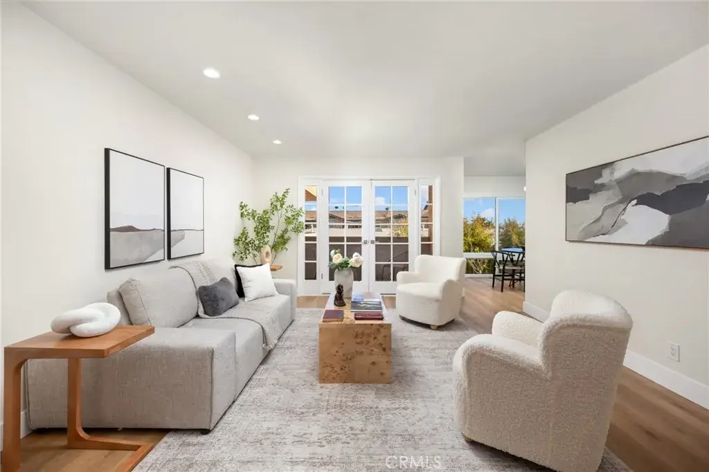 1010 Palm Avenue #207, West Hollywood, CA 90069 - Image #1