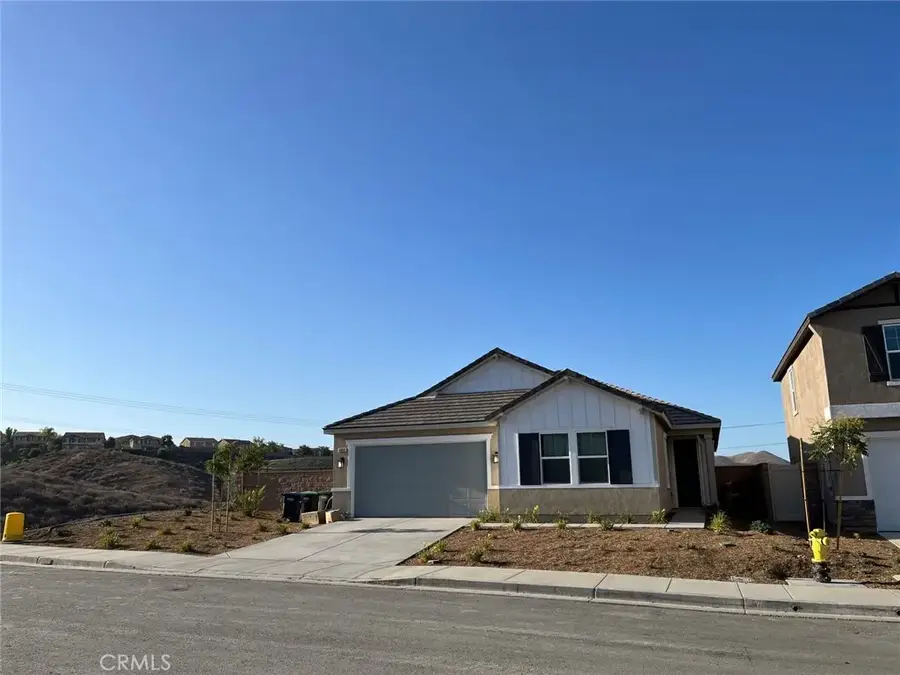 45033 Starina, Lake Elsinore, CA 92532 - Image #2