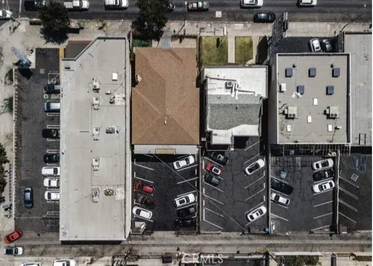 811 S Vermont, Los Angeles, CA 90005 - Image #2