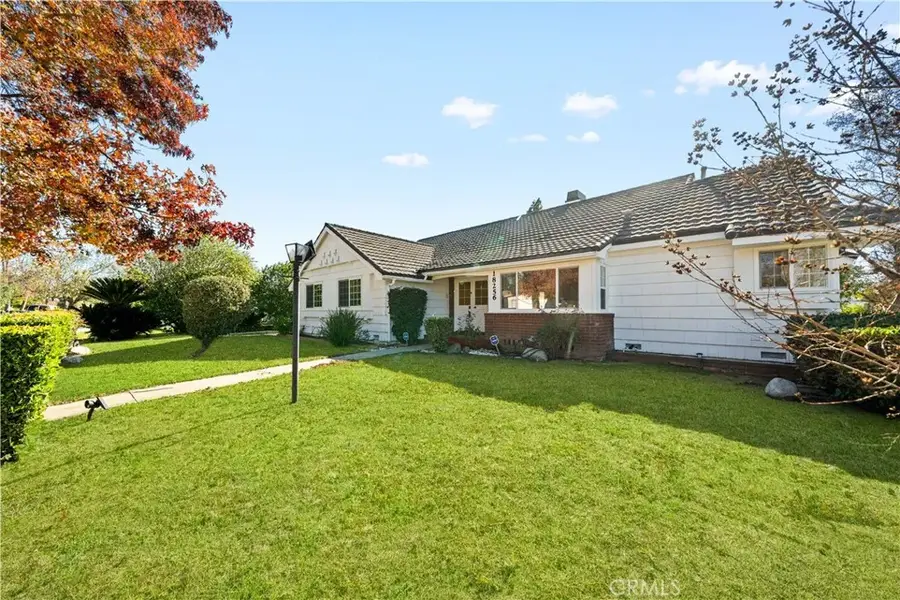 18256 Sunburst, Northridge, CA 91325 - Image #2