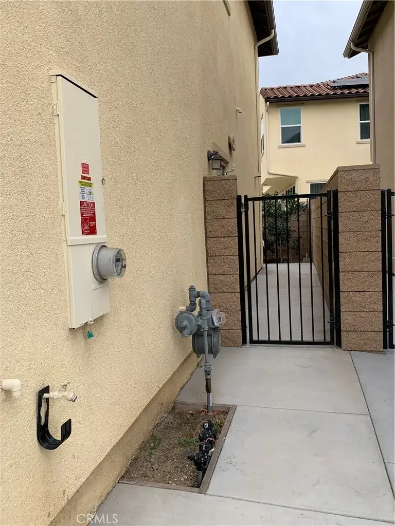 908 Werly Dr, Pomona, CA 91768 - Image #2