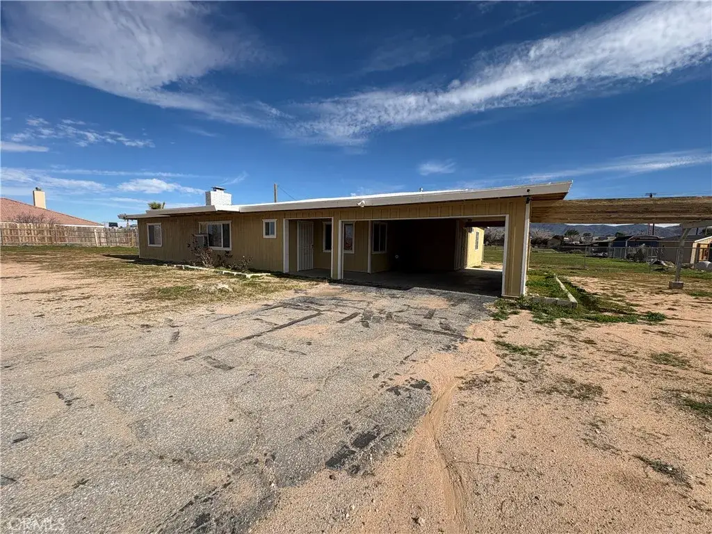 14027 Navajo, Apple Valley, CA 92307 - #1