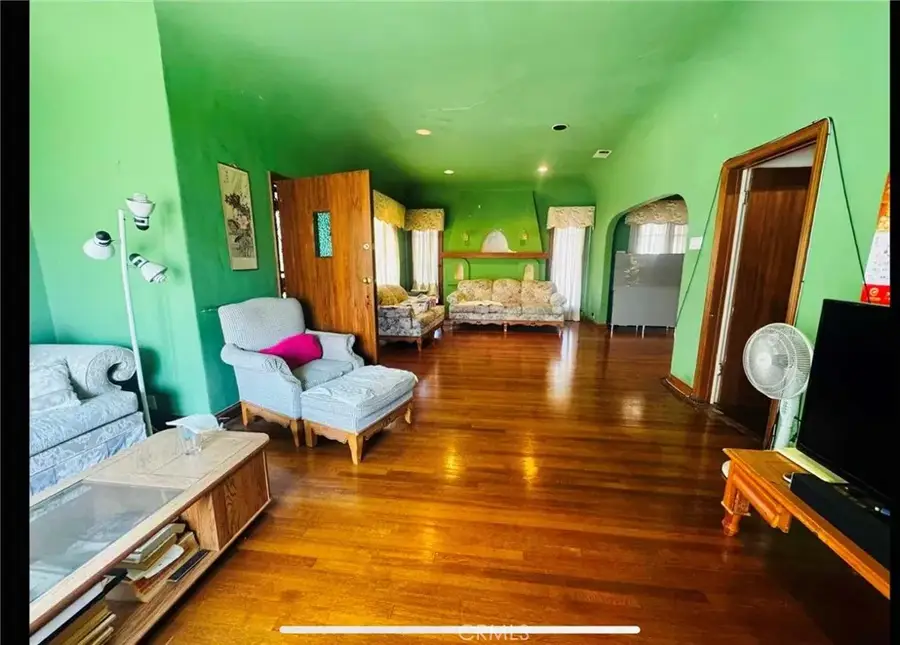 1800 S 6th St, Alhambra, CA 91803 - #3