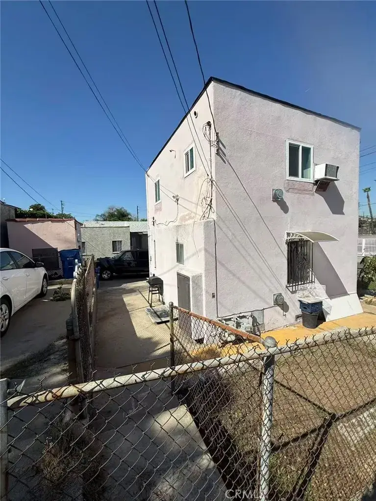 2426 Medford, Los Angeles, CA 90033 - #2