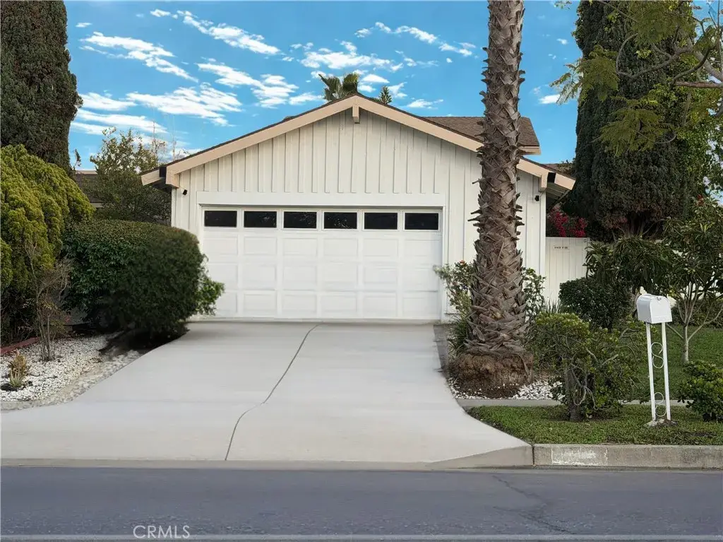 4 Bascom, Irvine, CA 92612 - #1