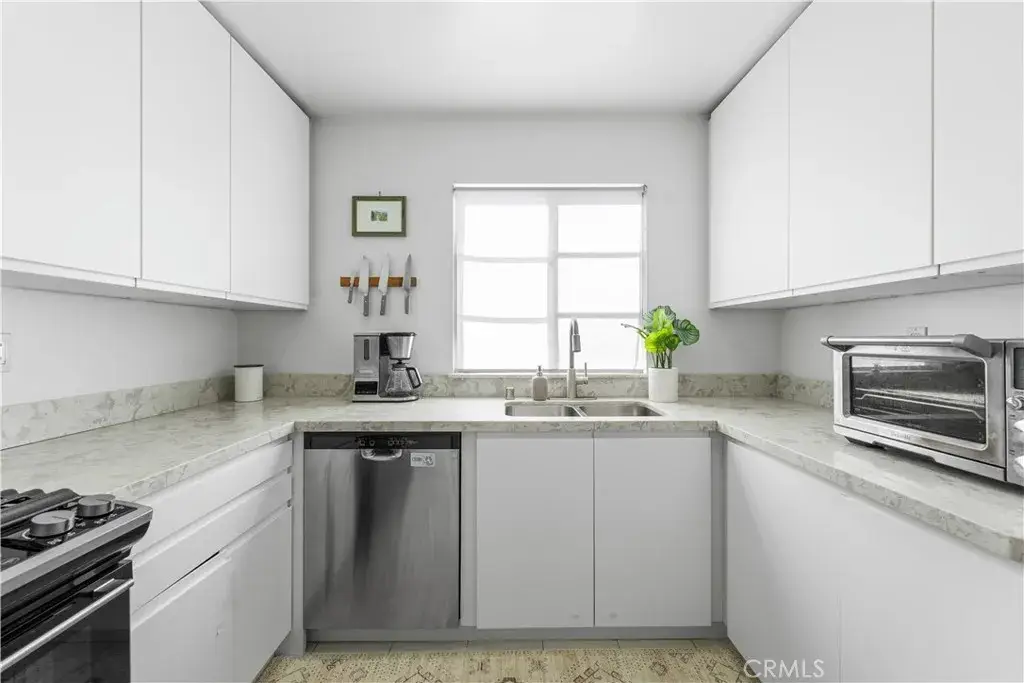 392 S Marengo #105, Pasadena, CA 91101 - #1