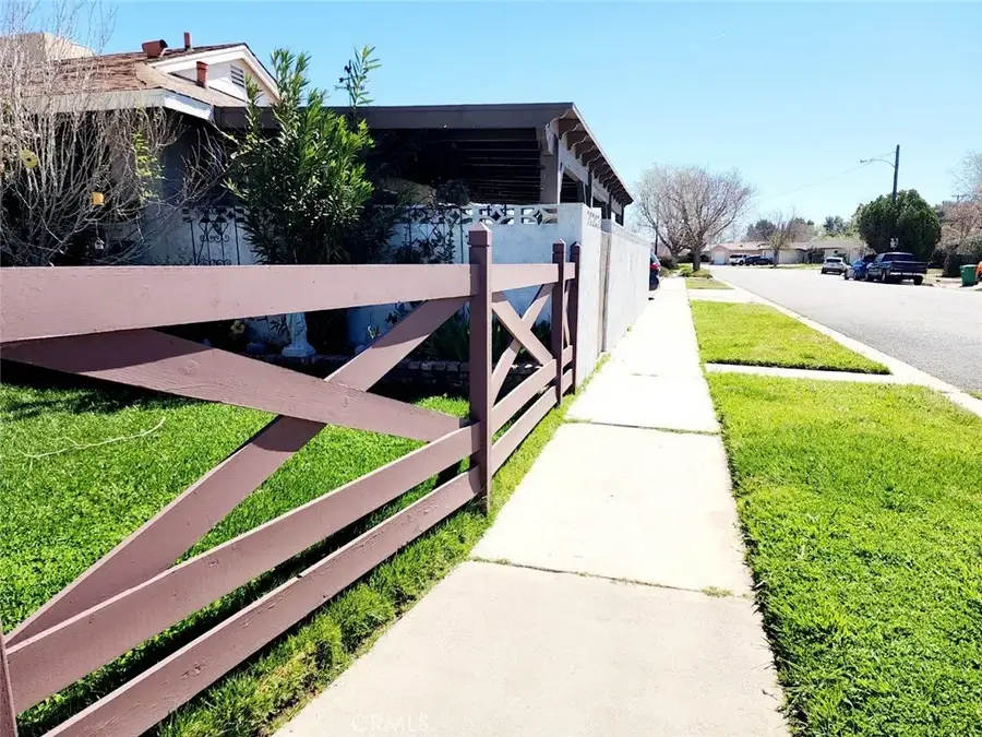 45428 13th West, Lancaster, CA 93534 - #2