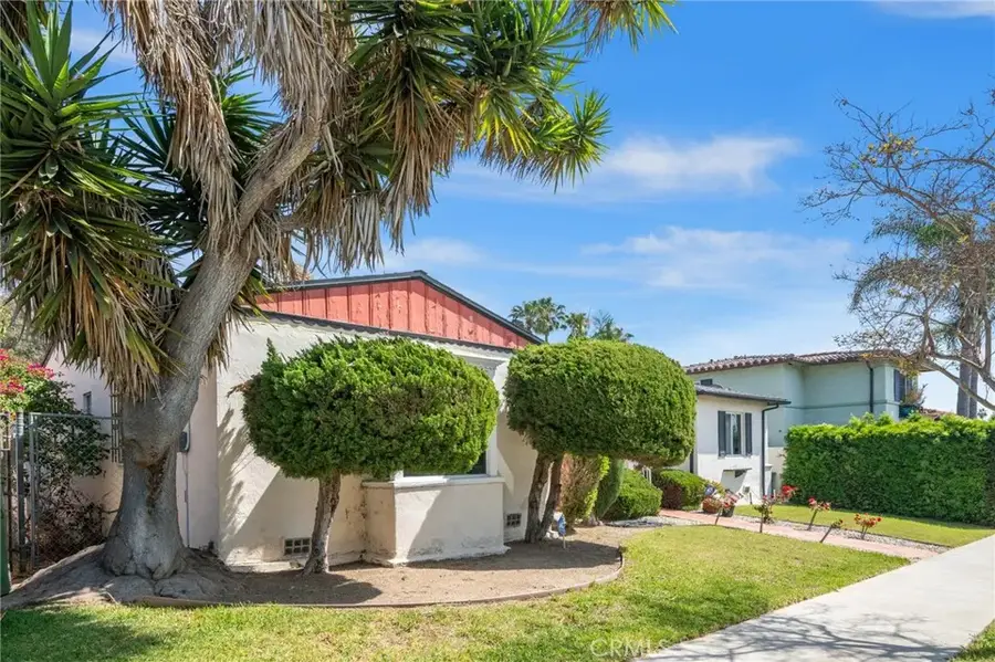 3807 Floresta, View Park Windsor Hills, CA 90043 - #2