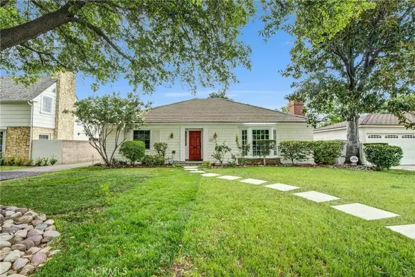 2464 Sherwood, San Marino, CA 91108