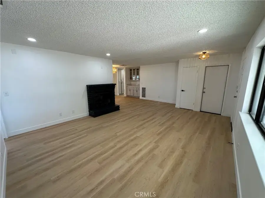 11861 10th, Hesperia, CA 92345 - #2